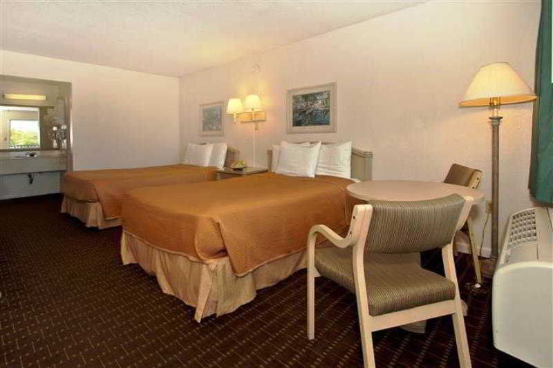 Super 8 By Wyndham Kissimmee 모텔 외부 사진