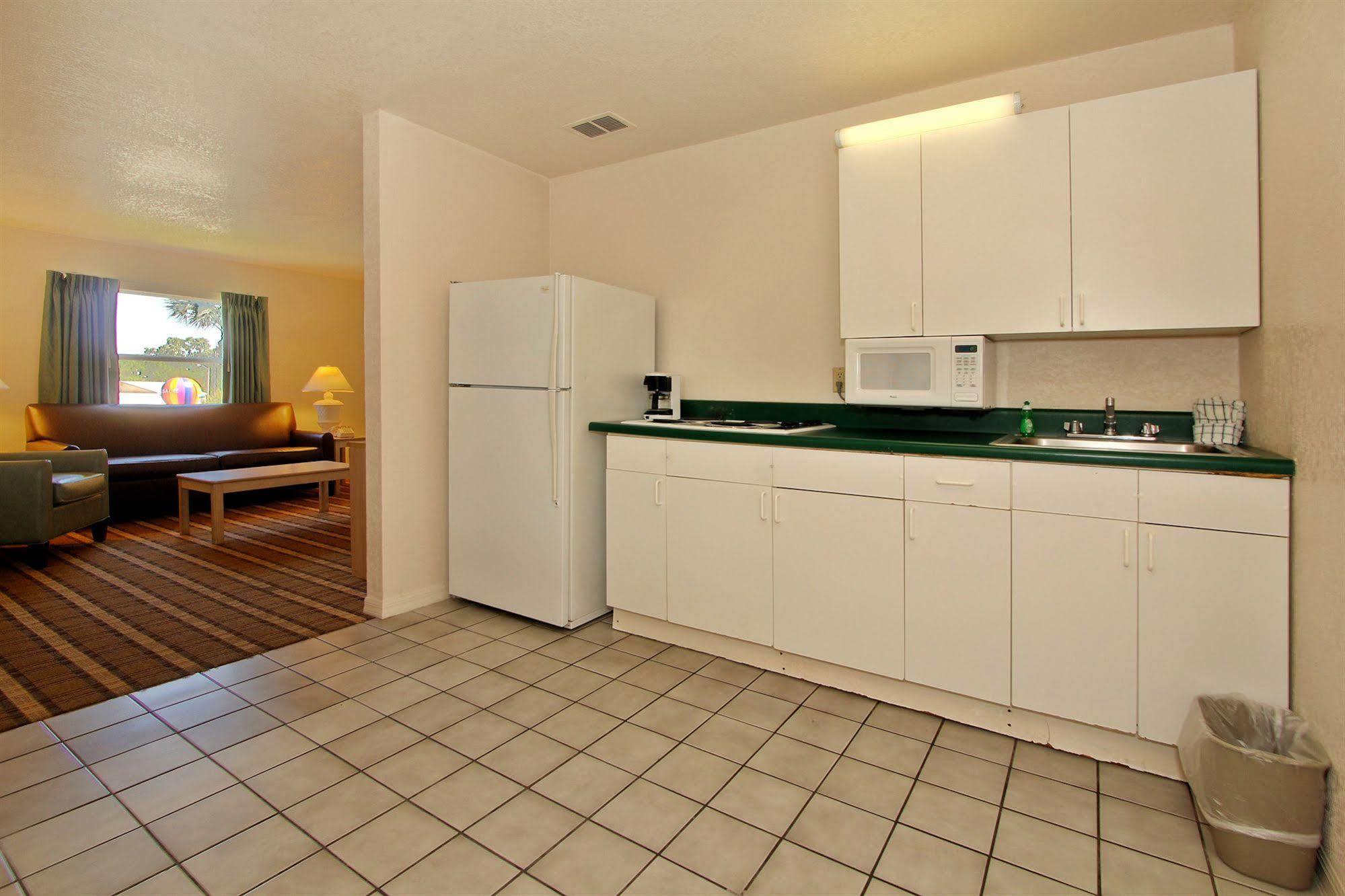 Super 8 By Wyndham Kissimmee 모텔 외부 사진