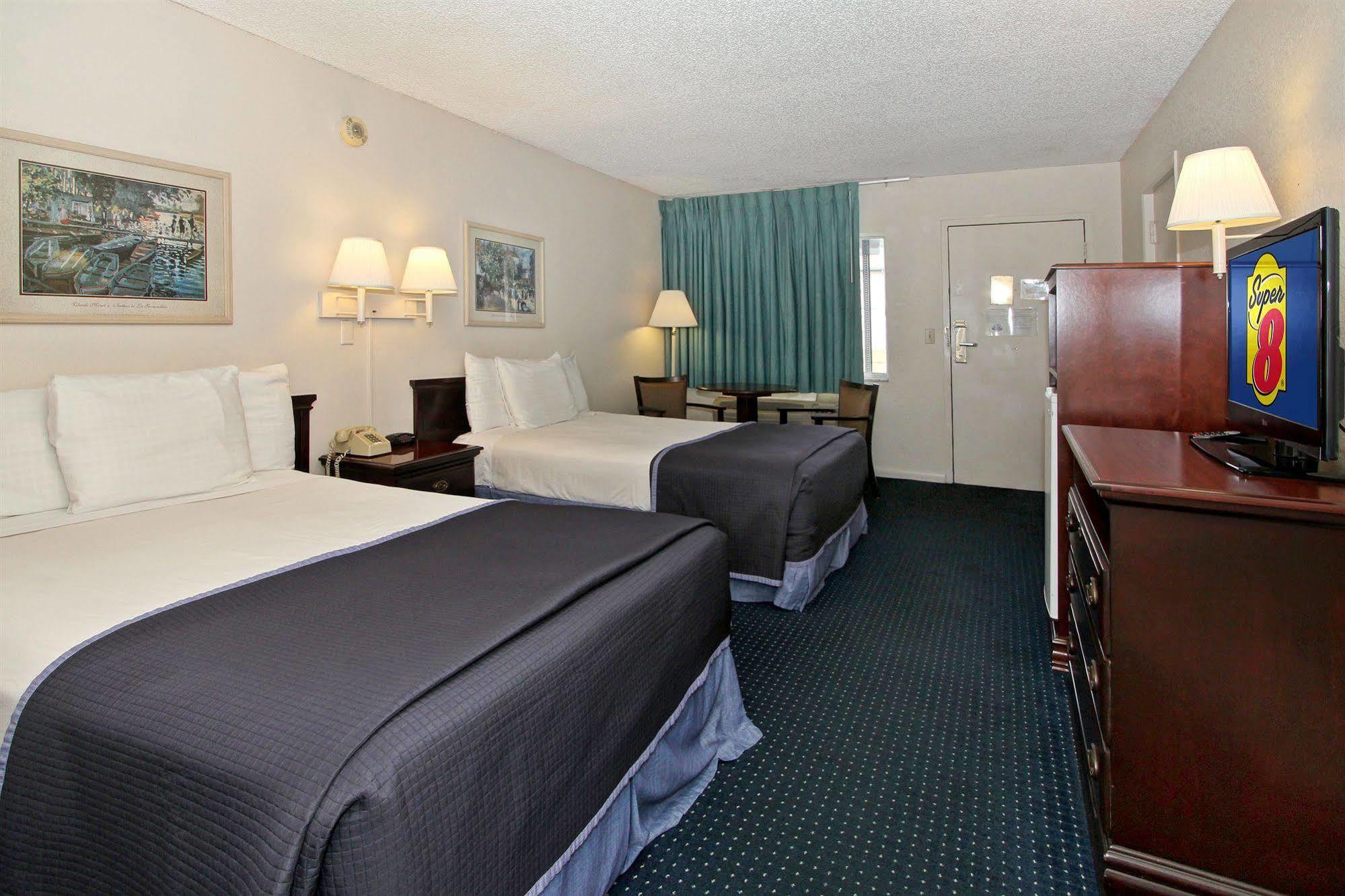 Super 8 By Wyndham Kissimmee 모텔 외부 사진